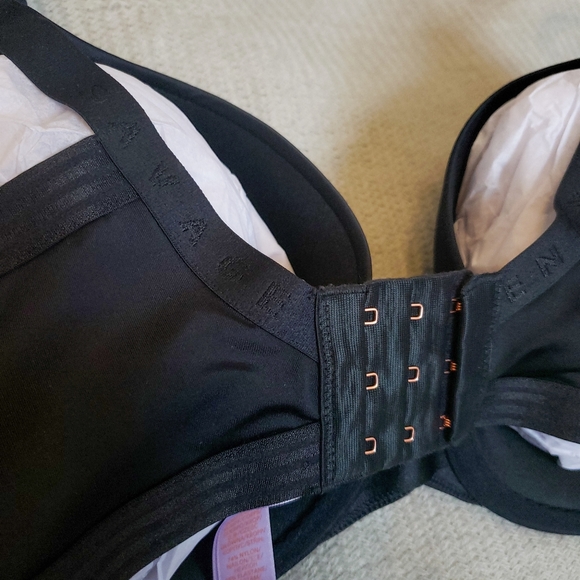 DONATING - NEW! Savage X Fenty T-Shirt Bra - Picture 9 of 10